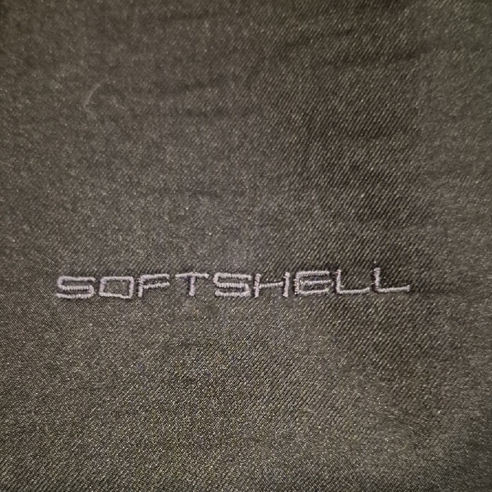 Columbia Softshell Black Performance Jacket With … - image 3